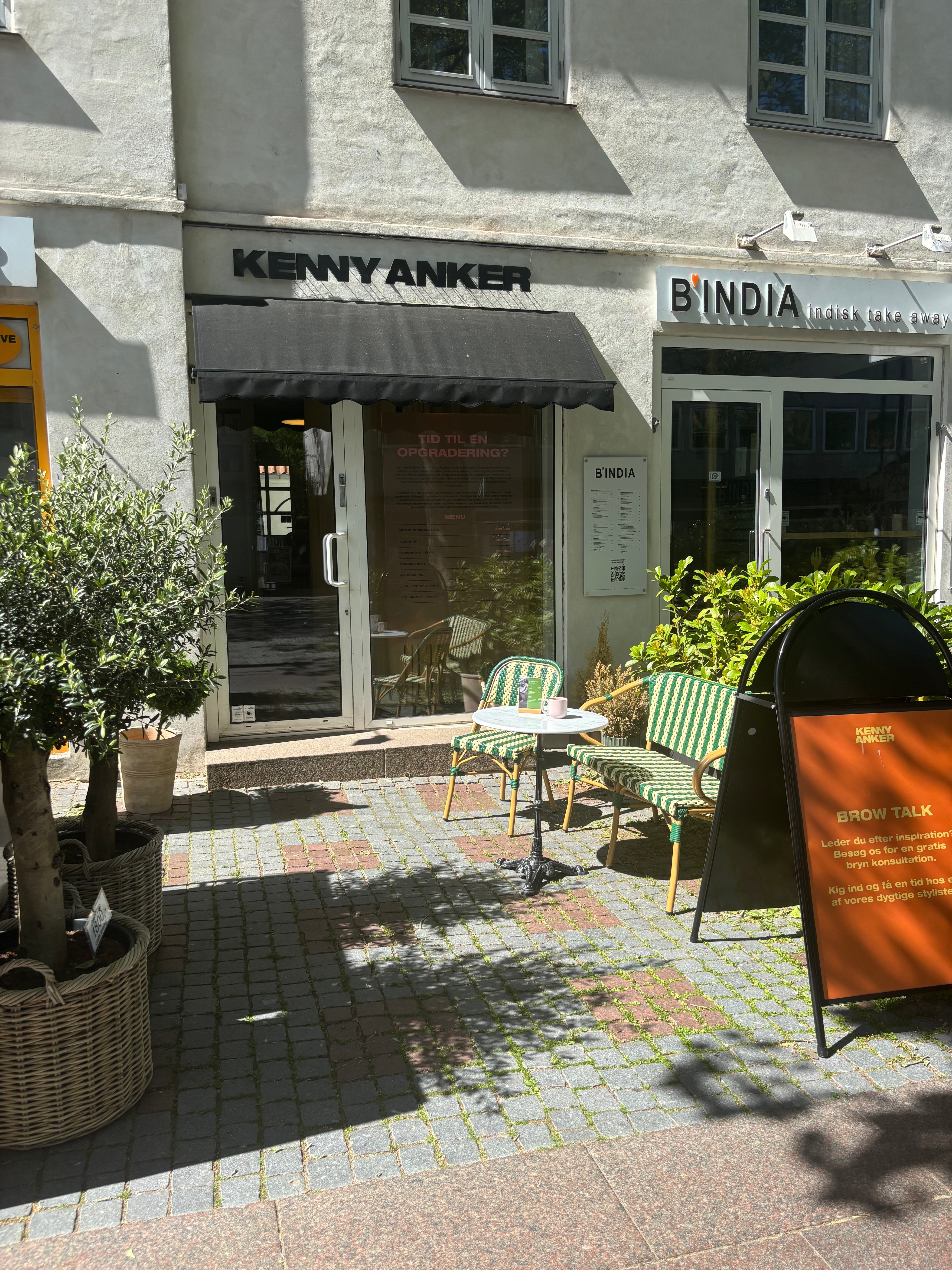 KENNY ANKER Brow Studio i Lyngby